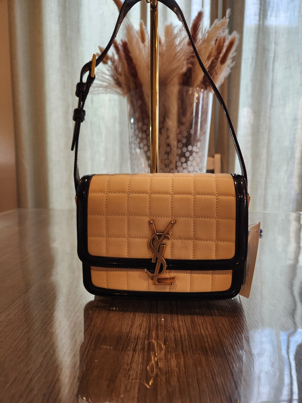 SAINT LAURENT
Saint Laurent Solferino matelassé nubuck bag